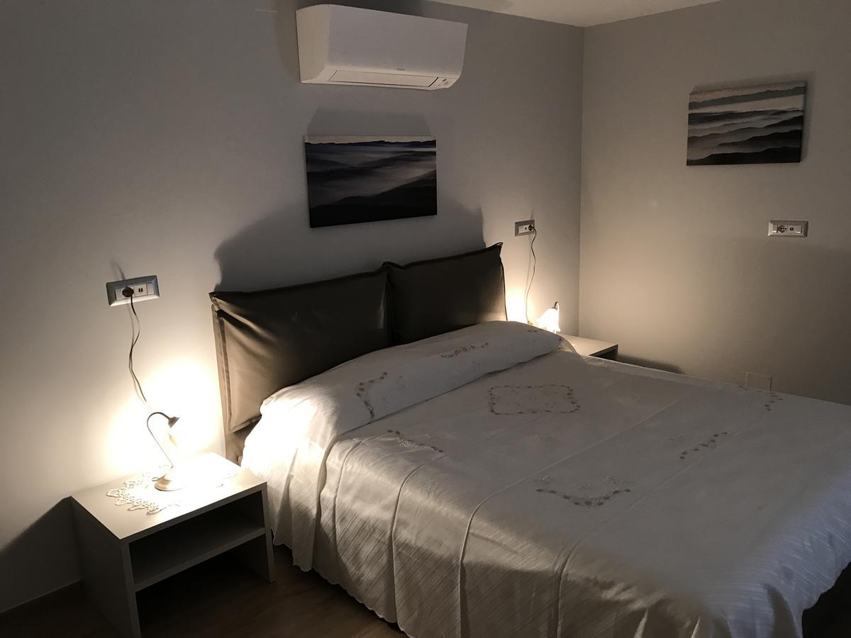 Casa Soave B&B อัลบา ภายนอก รูปภาพ
