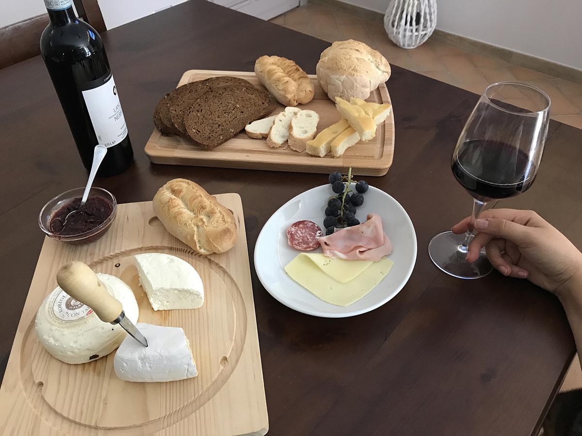 Casa Soave B&B อัลบา ภายนอก รูปภาพ
